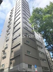 マンション第1明大前の物件外観写真